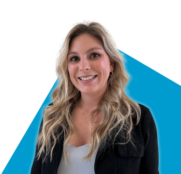 Portrait d'Emmanuelle Bonneau sur fond bleu