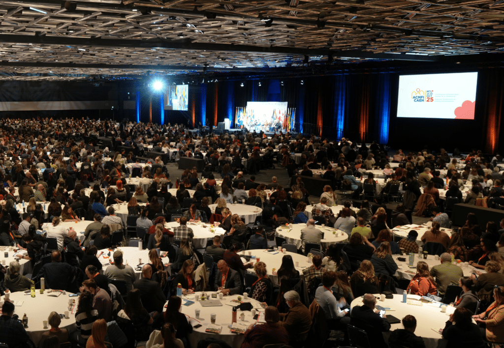 Plénière pendant l'ACMFI25